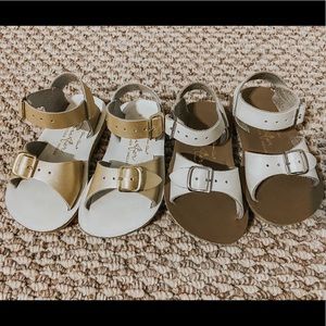 2 Sun-San girl sandals